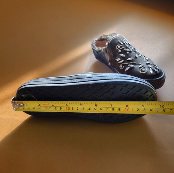 Krasceva Slip-On Rhinestone Studded Runners - Picture 7 of 8